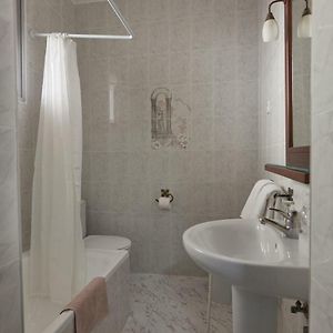 Private Bathroom Triple Room